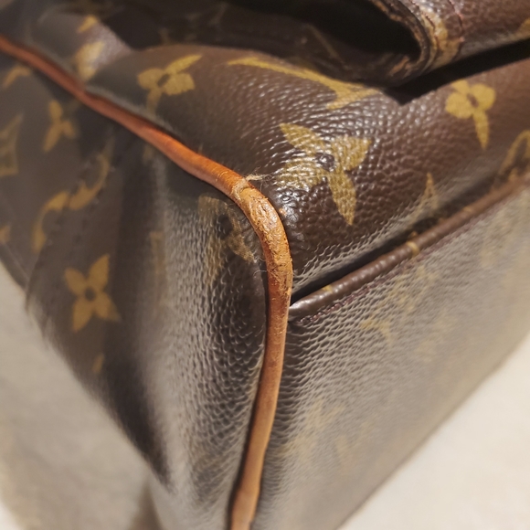 ✅✅✅SOLD✅✅✅ AUTHENTIC LOUIS VUITTON MANHATTAN GM - Picture 14 of 16